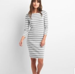 EUC Gap modern boatneck dress